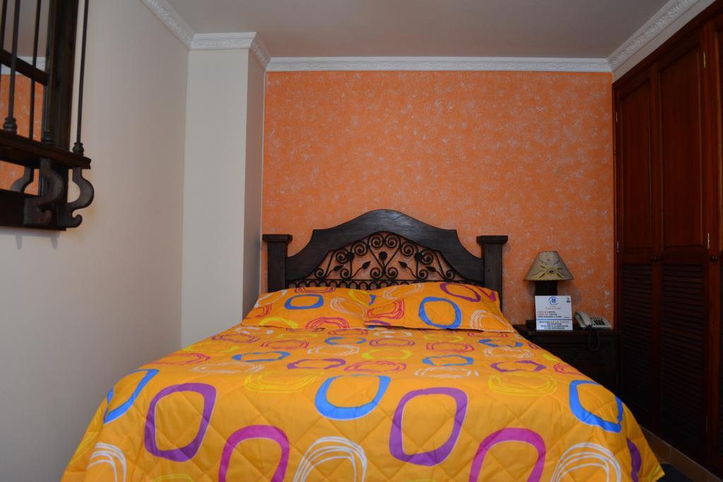 Hotel Casa Colonial Santa Rosa De Cabal Room photo